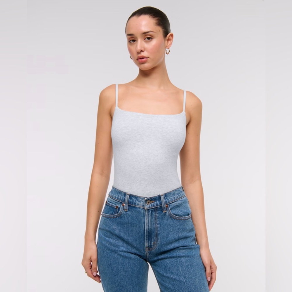 Abercrombie & Fitch Bra-Free 90s Cami